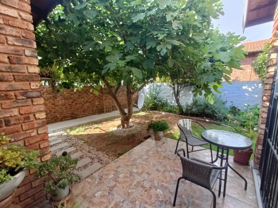 3 Bedroom Property for Sale in Heuwelsig Free State